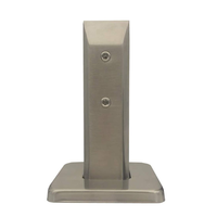 Accessoires de fixation pour poteaux de balustrade de piscine en verre : Collier de serrage pour verre au design élégant