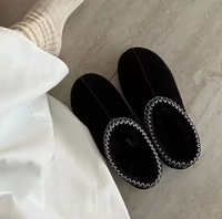 Bottes de neige pour femmes en cuir véritable douces et antidérapantes confortables pour l'automne/hiver avec doublure en fourrure de mouton et plateforme