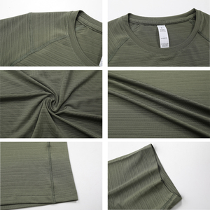 T-Shirt Sportiva Personalizzata per Uomo, Abbigliamento Attivo per Allenamento e Corsa, Maglia a Rapida Asciugatura in Poliestere - Product Image 3