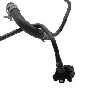 Xinwo haute qualité 31686794 S60 V40 pièces automobiles tuyau de purge de <span class=keywords><strong>radiateur</strong></span> pour B4164T Volvo V40 - Product Image 2