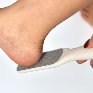 Wholesale <b>Tools</b> Heel Scratcher Files Artifact Exfoliating Calluses Brush Stainless Steel Foot <b>Sharpening</b> Double-sided - Product Image 6