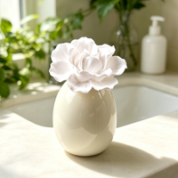 Diffuseur de parfum d'ambiance de luxe en gros pour la maison, diffuseur à bâtonnets d'huiles essentielles, fleur en céramique parfumée, désodorisant en plâtre aromatique