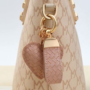 Stylish New Trend Woven Pattern PU Leather Car <b>Key</b> Holder Cute Heart-shaped Keychain Handbag Decoration <b>Key</b> <b>Ring</b> Welcome Gifts - Product Image 2