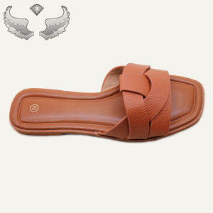 Fashionable <b>Summer</b> Casual Slip-on Lightweight Soft-soled <b>Summer</b> Casual Best-selling Leisure Wholesale Women <b>slippers</b> and Sandals - Product Image 5