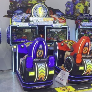 Simulateur de course de moto commercial à deux joueurs, machine de jeu à monnayeur haute définition avec support pour salles de divertissement - Product Image 2