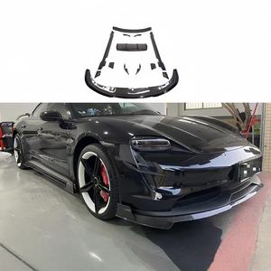 Convient pour la mise à niveau et la modification de la <span class=keywords><strong>Porsche</strong></span> <span class=keywords><strong>Taycan</strong></span> avec le kit carrosserie Revozport doté de fibres de carbone pour l'ensemble du véhicule. - Product Image 3