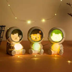 Veilleuse LED USB Rechargeable en Silicone pour enfants, jolie veilleuse d'astronaute