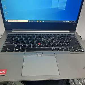 Ordinateur portable d'occasion <span class=keywords><strong>Lenovo</strong></span> <span class=keywords><strong>ThinkPad</strong></span> <span class=keywords><strong>E490</strong></span> I5 8ème génération, 8 Go de RAM, 240 Go SSD, 14 pouces - Product Image 2