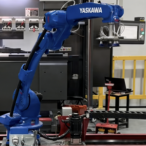 Yaskawa Gp25 Bibo Gp25 Station de travail robotisée avec bras robotisé et rail linéaire pour l'automatisation de la presse et la haute efficacité de la tôlerie - Product Image 4