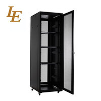 Armoire serveur industrielle robuste sur mesure en acier 19 pouces 42U pour centre de données et câblage réseau en stock