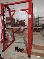 Machine de musculation Smith Attachements Dominator Fitness Avec Plaques Libre Connecté High Transit Gym Machines