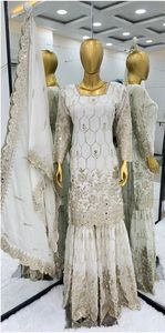 Nouvelle arrivée Georgette Sharara Suit et Dupatta Set Entièrement cousu Pakistanais Sharara Suit pour mariage Sharara Suit au meilleur prix - Product Image 4