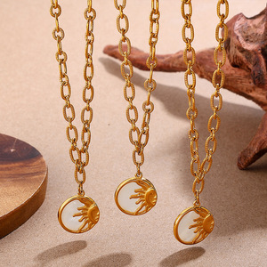 Collar con Colgante de Concha Blanca Lunar, Acero Inoxidable, Chapado en Oro de 18K, Estilo Retro, Joyería de Moda - Product Image 2