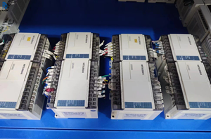FX1S-30MR/20MR-001 PLC ตัวควบคุมลอจิกแบบตั้งโปรแกรมได้ โมดูลควบคุมอุตสาหกรรม หน่วยควบคุมอัตโนมัติ โมดูล PLC ขนาดกะทัดรัด - Product Image 1