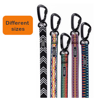 Vente en gros de sangles en nylon personnalisées à motif de broderie pour dressage en plein air sangle de laisse pour chien avec mousqueton en métal et aluminium