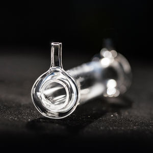 Tubo in Vetro di Quarzo Trasparente ad Alta Resistenza Termica e Stabilità Termica - Product Image 1