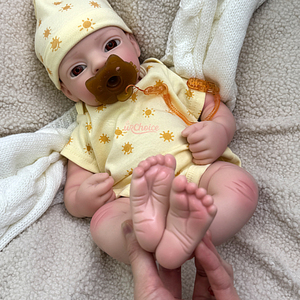 17 "squisita bambola bambina in Silicone dagli occhi grandi può mettere il ciuccio con la bocca aperta giocattoli da collezione - Product Image 2