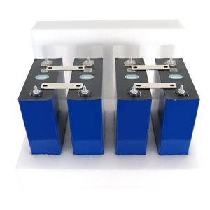 Bateria de Íon de Lítio Prismática HYL 280Ah LF280K 3.2V com 10.000 Ciclos, em Estoque na UE (DDP PL) para Veículos Elétricos - Product Image 1