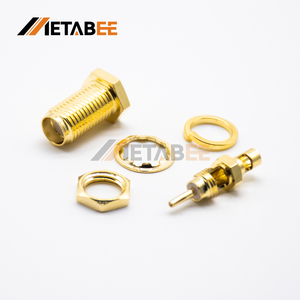 Conector SMA Recto, Chapado en Oro, Montaje en PCB, Tipo Bulkhead, Crimpado - Product Image 4