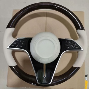 Conversión de Volantes de <span class=keywords><strong>Mercedes</strong></span>-Benz Clase C, Clase E, Clase S, Clase GL, W213 a Estilo <span class=keywords><strong>Maybach</strong></span> con Madera de Caoba y Cuero Genuino - Product Image 1