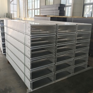 Yüksek Kaliteli Endüstriyel 100*50*1.5mm Dış Mekan Alüminyum Alaşımlı Galvanizli Kablo Kanalı CE Sertifikalı - Product Image 1