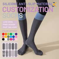 Chaussettes de yoga à 5 doigts antidérapantes en silicone, couleurs assorties, pour Pilates, vente en gros