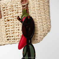 Porte-lunettes portable en cuir tendance, porte-clés, joli pendentif de sac en forme de citron, étoile, cœur, piment, clip pour lunettes de soleil