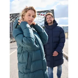 Abrigo corto de invierno para hombre, merchandising sostenible - Product Image 5