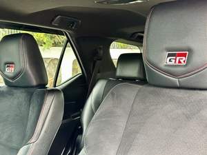 Toyota Fortuner 2020 de 7 Plazas, SUV Usado, Volante a la Derecha/Izquierda, Entrega Rápida Disponible para la Venta - Product Image 5