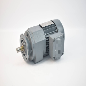 محرك ثلاثي الأطوار PLC طراز RF32DT71D4 بقدرة 037 كيلوواط وسرعة 1380-1680 دورة في الدقيقة - Product Image 1