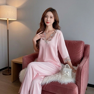 <span class=keywords><strong>Pigiama</strong></span> Estivo da Donna in Raso Sottile con Scollo a V, Maniche Corte, Vita Elastica, Asciugatura Rapida, Morbido, con <span class=keywords><strong>Pizzo</strong></span>, Vestibilità Ampia, Vendita all'Ingrosso - Product Image 3