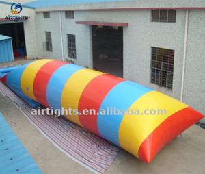 Almohada inflable divertida para saltar, 7m de largo, PVC, para juegos acuáticos - Product Image 2