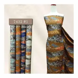 Tessuto di raso di seta elasticizzato armany marrone tessuto di stampa digitale in raso di poliestere spandex per il mercato indonesiano