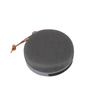ลำโพงบลูทูธไร้สายแบบพกพา ผ้าเนื้อนุ่ม ทรงกลมขนาดเล็ก - Product Image 1