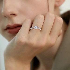 QX moda venta al por mayor personalizado plateado 925 plata esterlina circón diamante para mujeres boda anillo señoras joyería anillos - Product Image 5