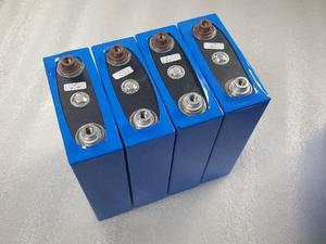 Batería de Vehículo de 173 Ah para Camiones y Automóviles - Product Image 2