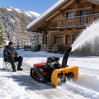 Tondeuse à gazon télécommandée toutes saisons avec souffleuse à neige intégrée sur chenilles pour l'entretien des jardins d'été et des allées d'hiver