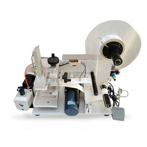 Machine d'étiquetage horizontale pour bouteilles de vin et de boissons MT-60 - Product Image 4