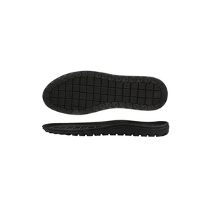 Semelle de chaussure urbaine pour homme en PVC antidérapante et résistante à l'eau pour chaussures décontractées quotidiennes offrant une adhérence ferme, une base stable et une marche cohérente - Product Image 1