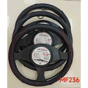 Housse de volant de voiture 37-39 cm Premium Noir avec surpiqûres rouges - Product Image 3