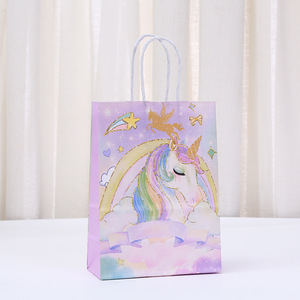 Dessin animé <span class=keywords><strong>licorne</strong></span> cadeau Kraft papier sac <span class=keywords><strong>licorne</strong></span> Goodie sacs fête faveur sacs avec poignées pour enfants anniversaire - Product Image 3