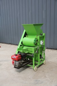 Machine à décortiquer les cacahuètes, machine à écaler les cacahuètes, machine à décortiquer les fruits de cacahuètes pour l'extraction d'huile - Product Image 5