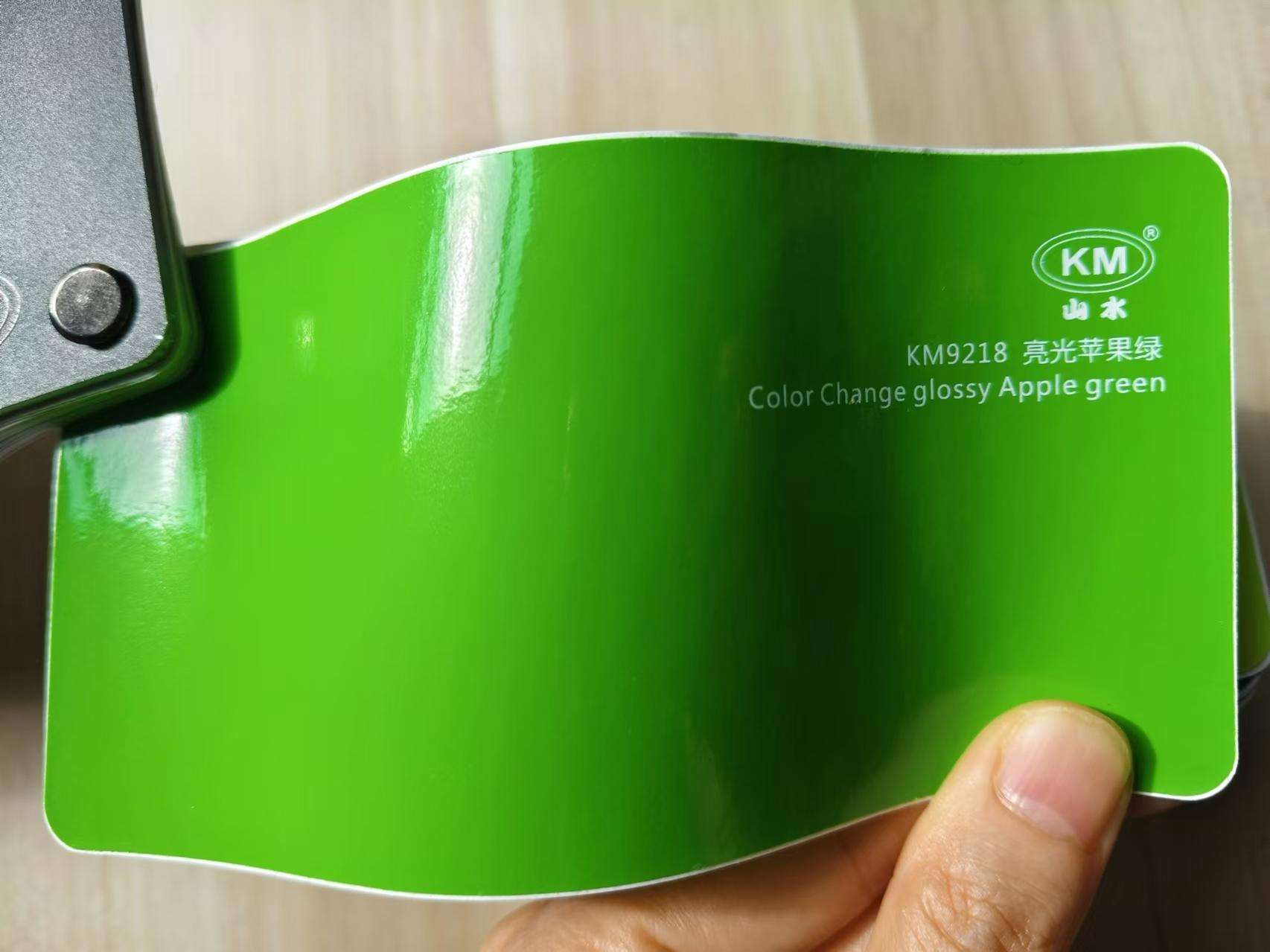 Color change glossy apple green