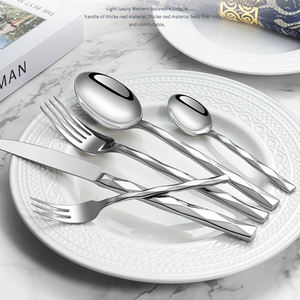 ชุดช้อนส้อมมีดสแตนเลสทรงเหลี่ยม ด้ามจับทรงสี่เหลี่ยม ปลายมีดทรงเพชร คุณภาพสูง หนาพิเศษ สำหรับโรงแรมและร้านอาหาร - Product Image 5