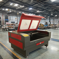 Machine de gravure et de découpe au laser CO2 Ruijie pour vêtements, plexiglas, bois et papier