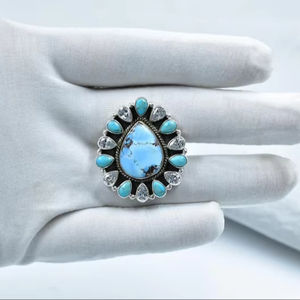 Bague réglable en argent sterling Golden Hill Turquoise Mojave Turquoise faite à la main - Product Image 1