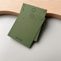 Carte en papier cartonné vert de 400g pour bijoux, carte pour boucles d'oreilles, collier, carte d'affichage de bijoux, impression de logo personnalisée, couleur disponible