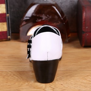 Zapatos de hombre elegantes y únicos para estilistas, zapatos de tacón alto de cuero vacuno con punta en pico, zapatos de tacón alto para hombre que aumentan la altura. - Product Image 5
