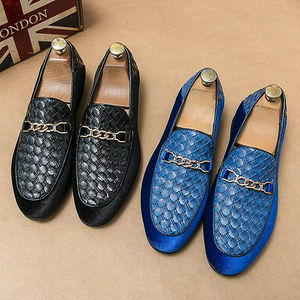 Chaussures habillées en cuir pour hommes, style britannique, grain de cuir, bout pointu, respirantes, à lacets, haut de gamme, faites à la main, légères pour l'automne - Product Image 5