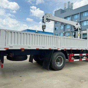Camion grue à flèche droite compacte CLW 4X2 de 3,2 tonnes, 4 tonnes, 5 tonnes, 6,3 tonnes, fabriqué en Chine, à vendre - Product Image 4